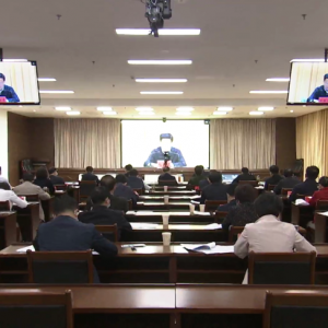 孫正東主持召開市委常委會（擴大）會議 迅速掀起學(xué)習(xí)宣傳貫徹熱潮 推動黨的二十大精神在阜陽落地生根 開花結(jié)果